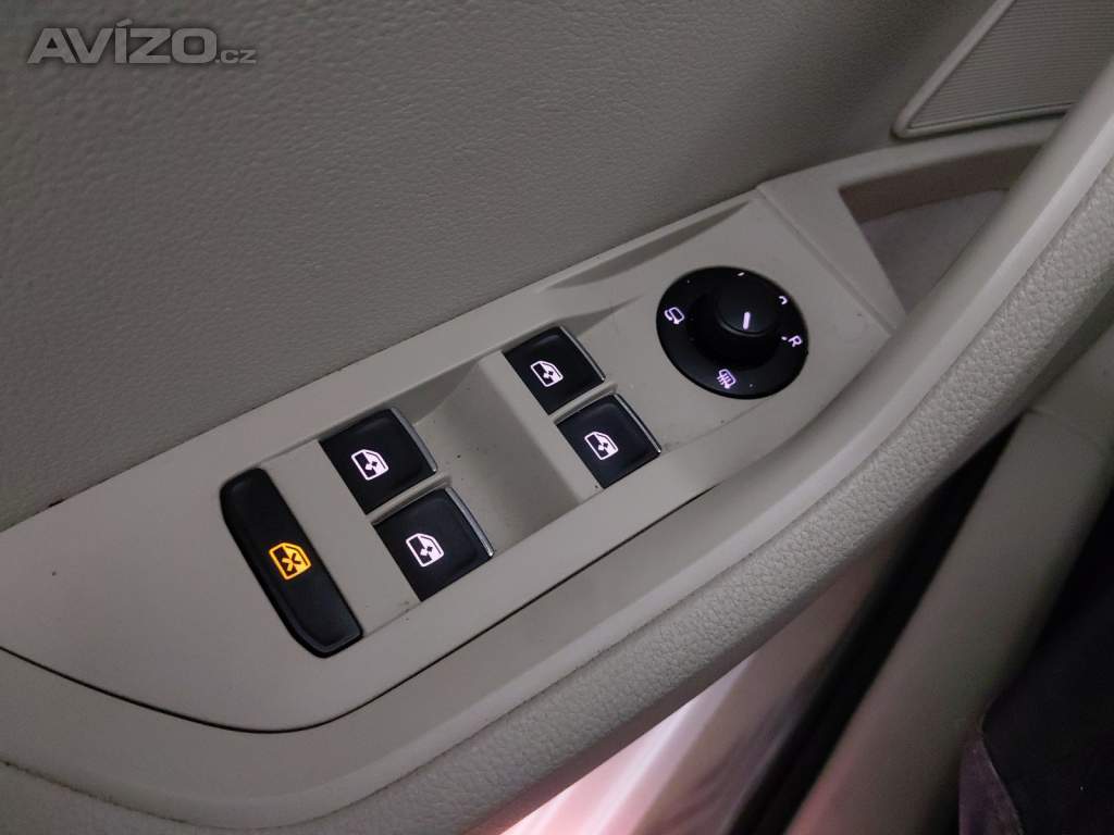 Foto inzerátu Skoda Superb 2.0 TDI