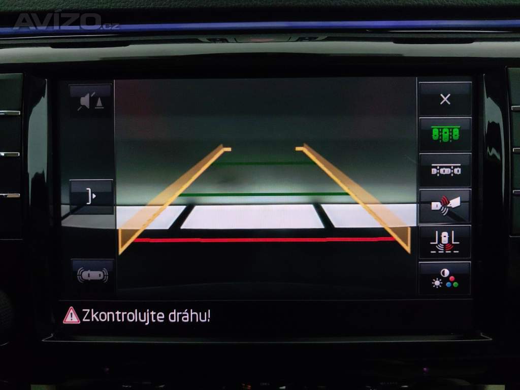 Foto inzerátu Skoda Superb 2.0 TDI