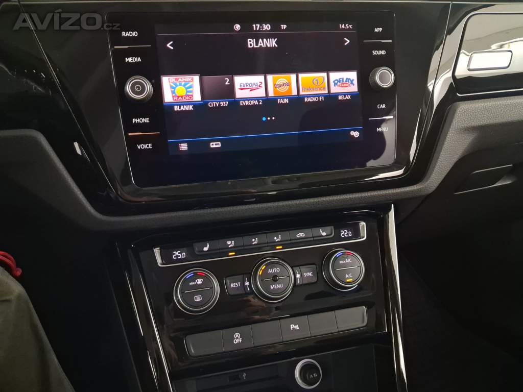 Foto inzerátu VW Touran 1.5 TSI