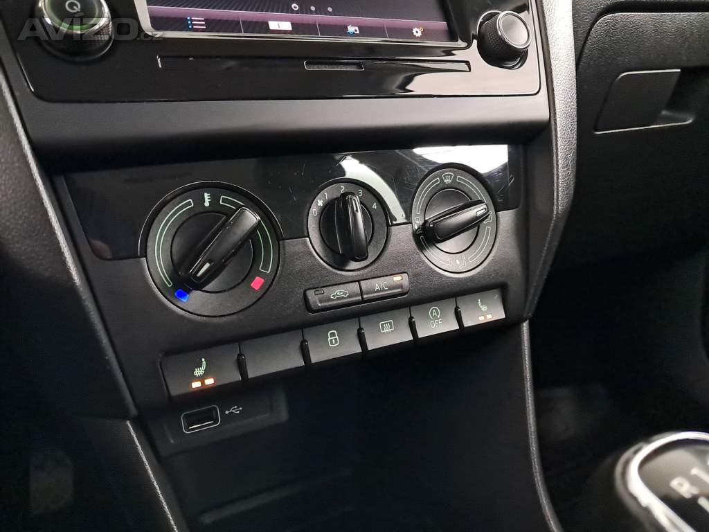 Foto inzerátu Skoda Rapid 1.0 TSI