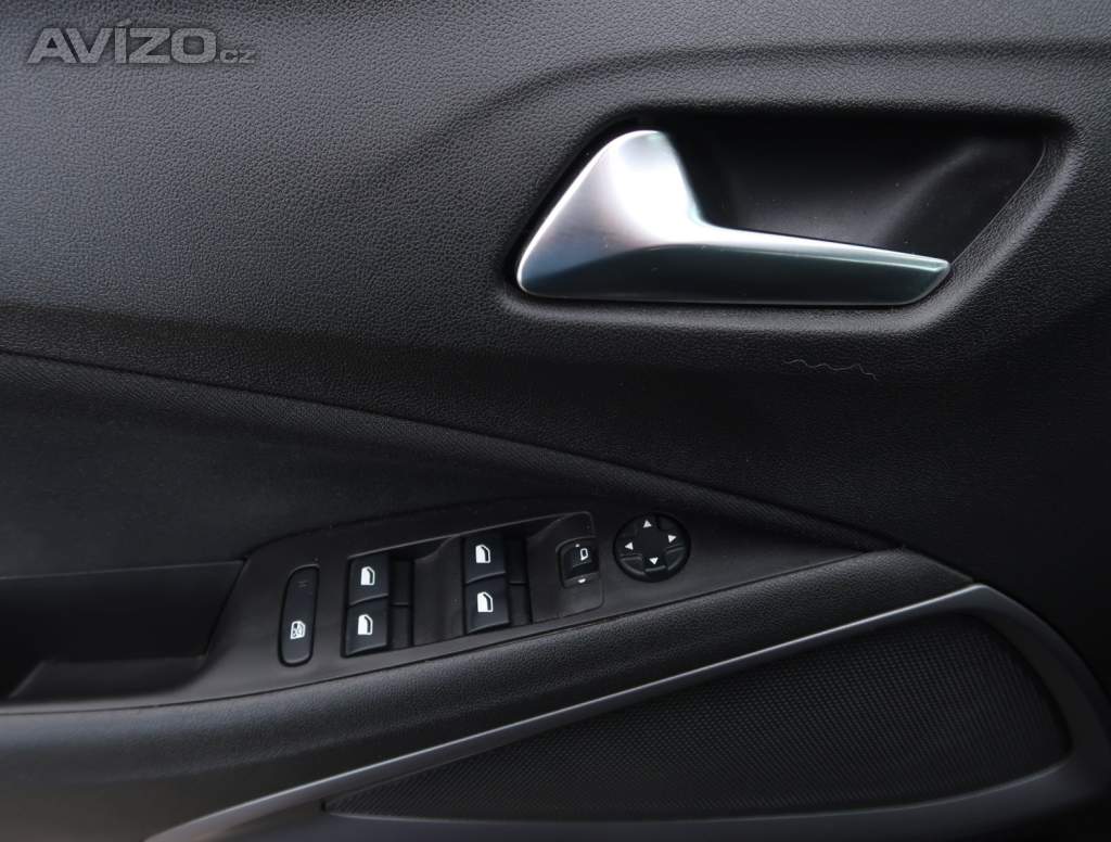 Foto inzerátu Opel Crossland 1.2 Turbo