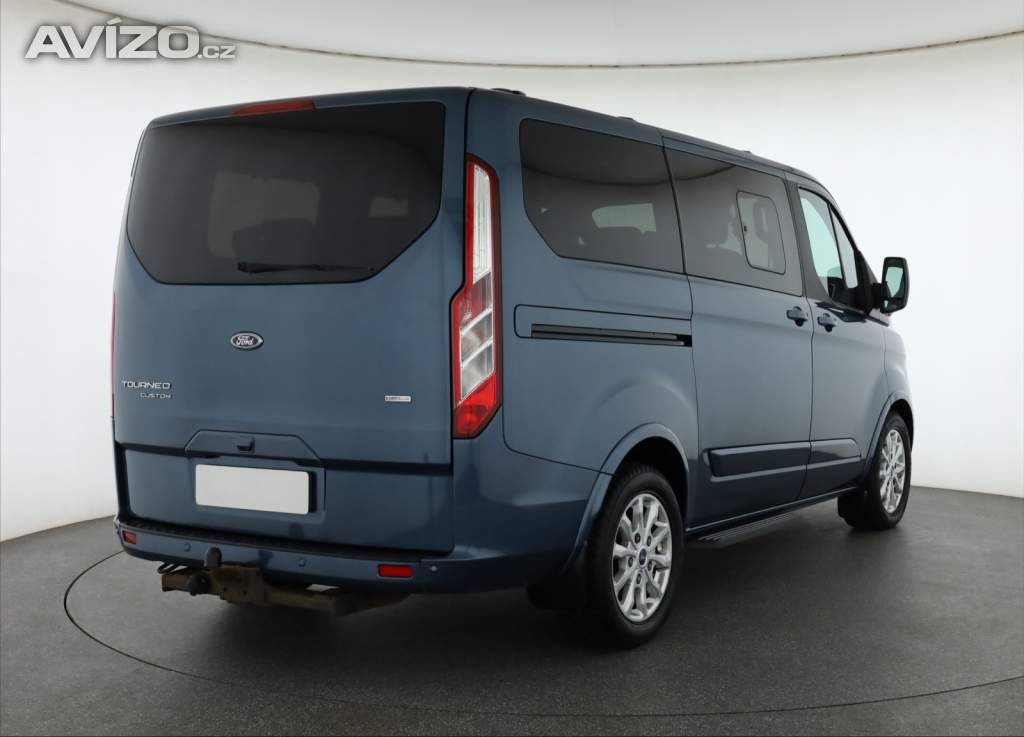 Foto inzerátu Ford Tourneo Custom 2.0 EcoBlue