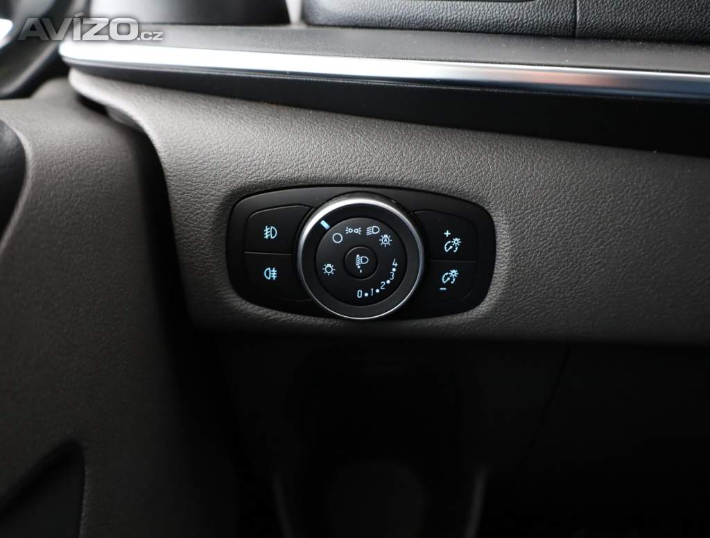 Foto inzerátu Ford Tourneo Custom 2.0 EcoBlue