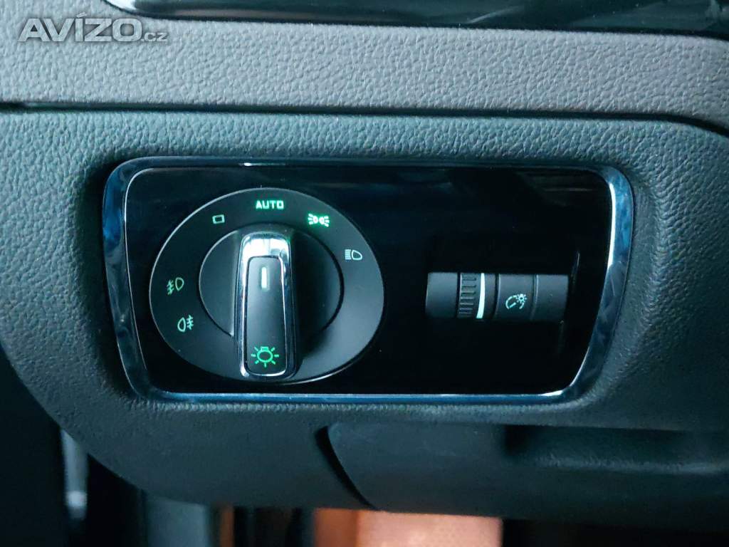 Foto inzerátu Skoda Superb 2.0 TDI