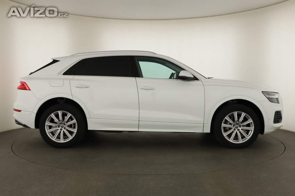 Foto inzerátu Audi Q8 55 TFSI