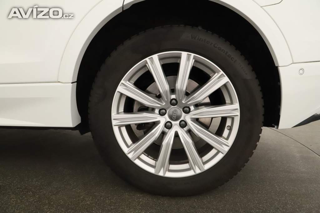 Foto inzerátu Audi Q8 55 TFSI