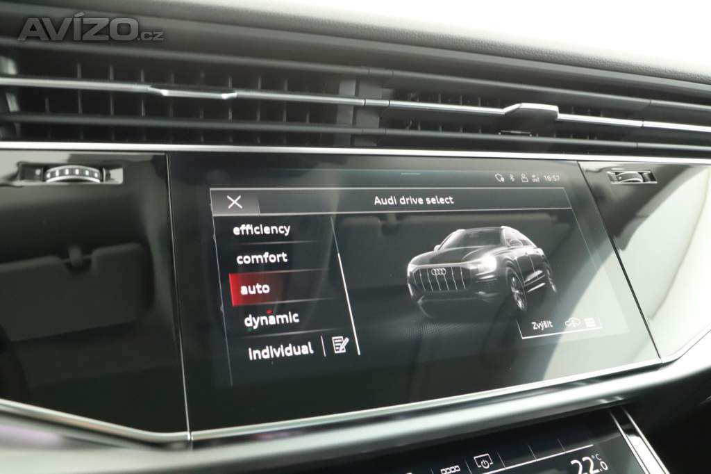 Foto inzerátu Audi Q8 55 TFSI
