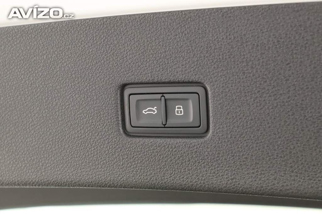 Foto inzerátu Audi Q8 55 TFSI