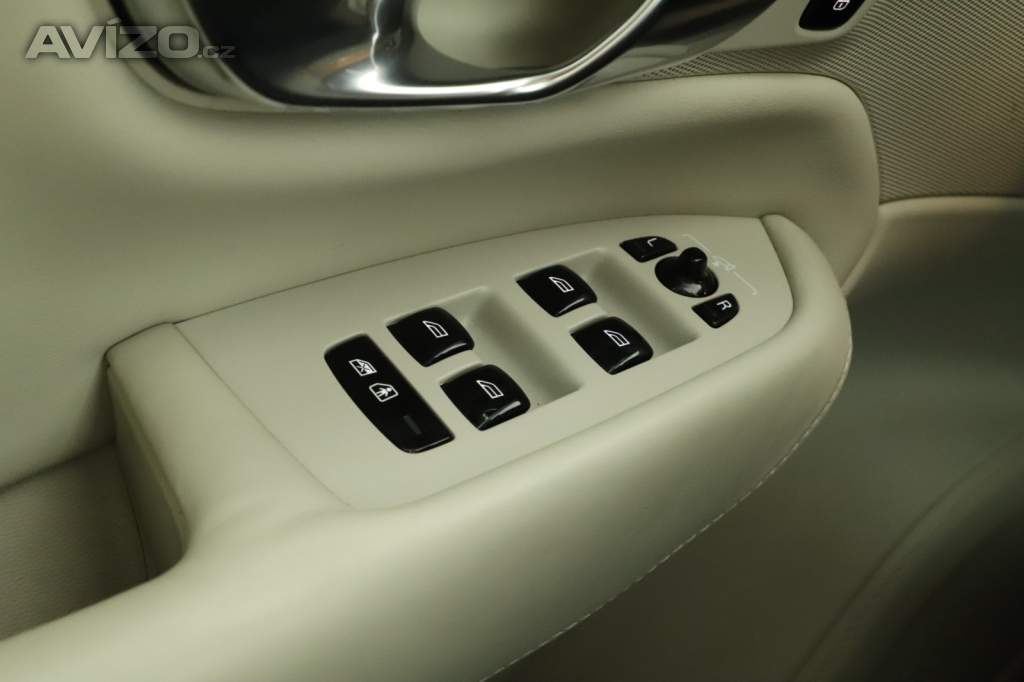 Foto inzerátu Volvo XC90 D5 AWD