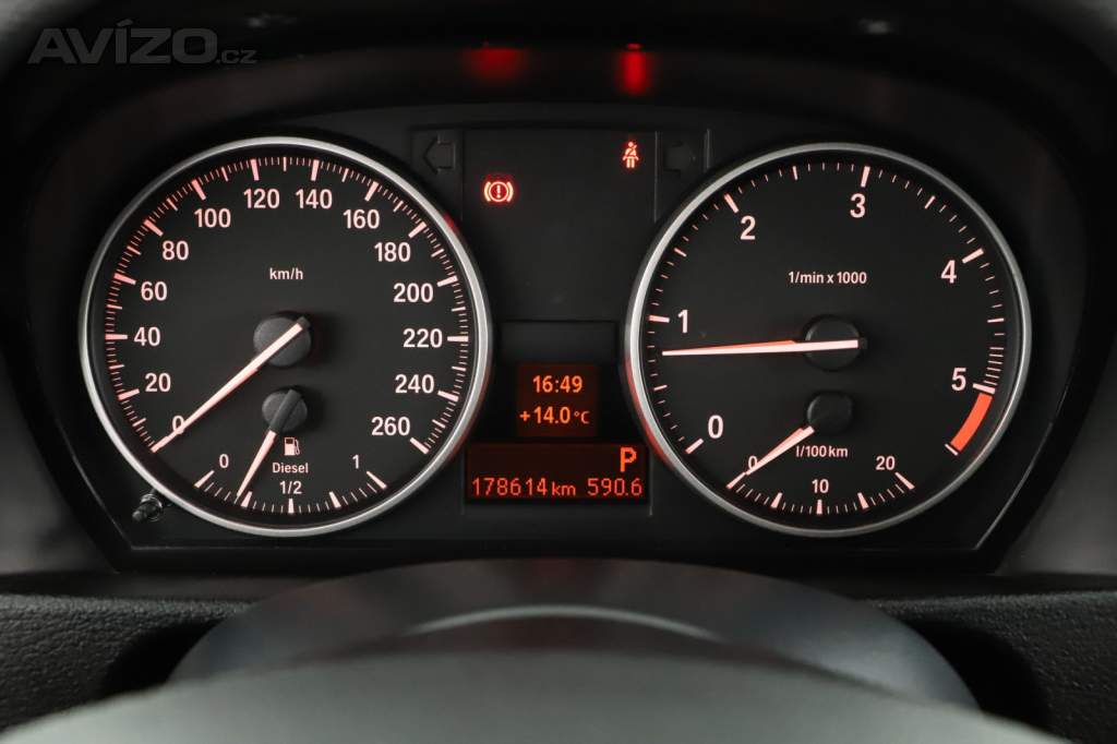 Foto inzerátu BMW X1 xDrive18d