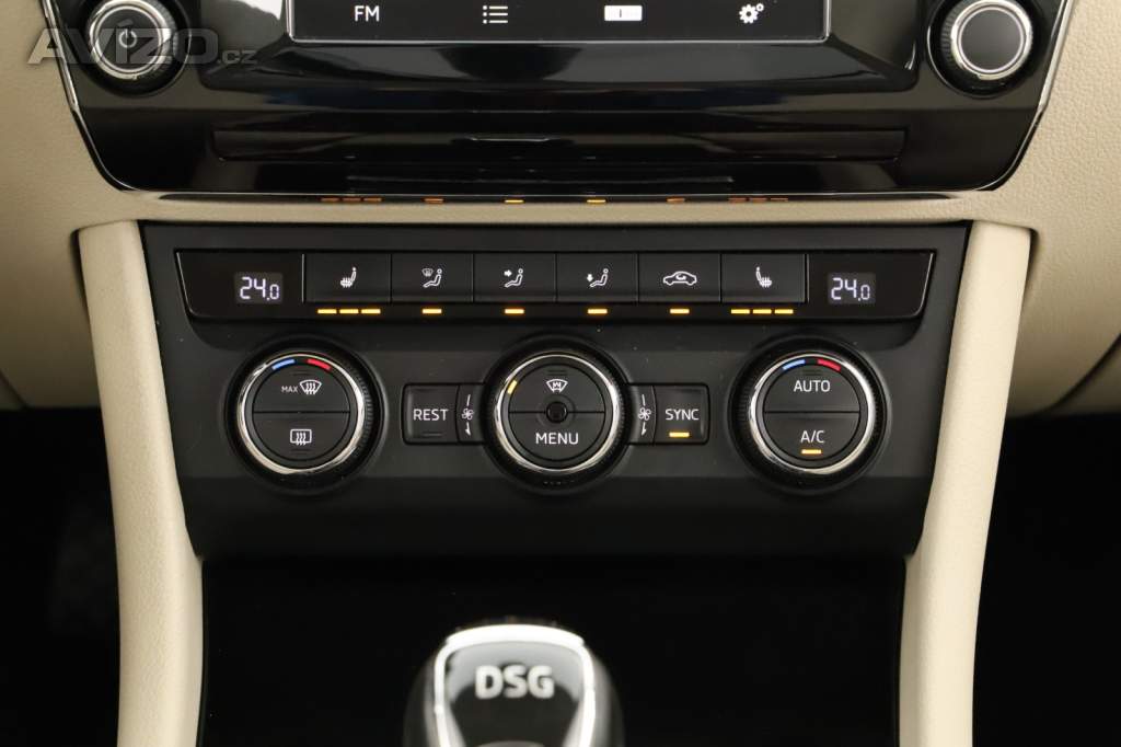 Foto inzerátu Skoda Superb 2.0 TDI 4x4