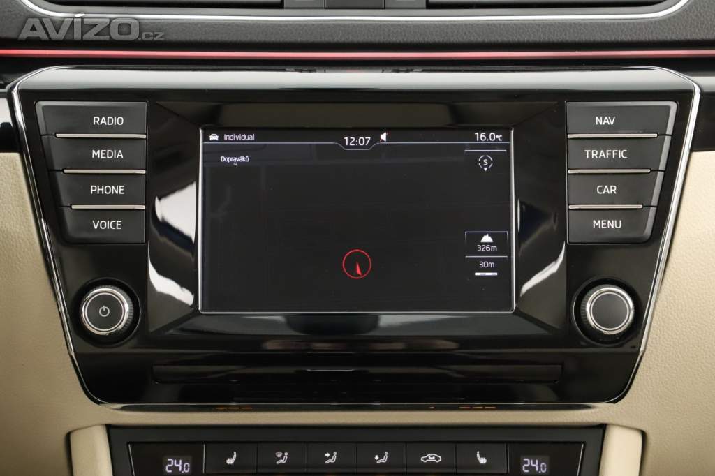 Foto inzerátu Skoda Superb 2.0 TDI 4x4