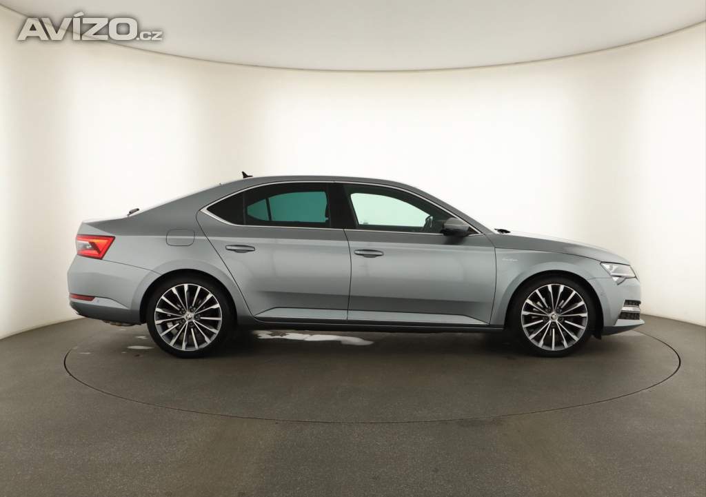 Foto inzerátu Skoda Superb 2.0 TSI
