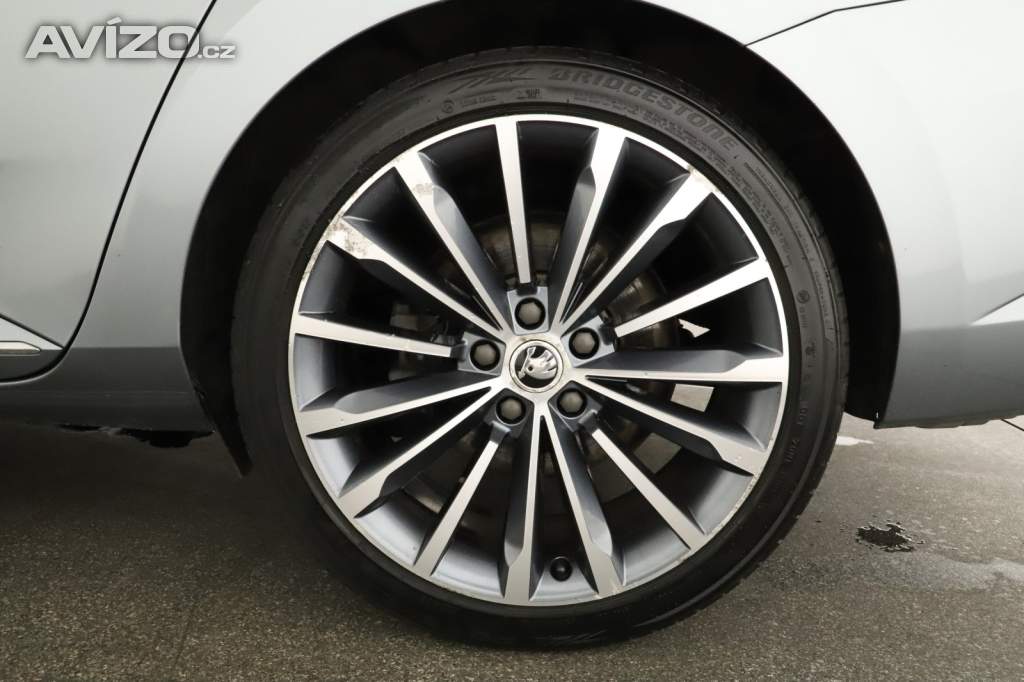 Foto inzerátu Skoda Superb 2.0 TSI