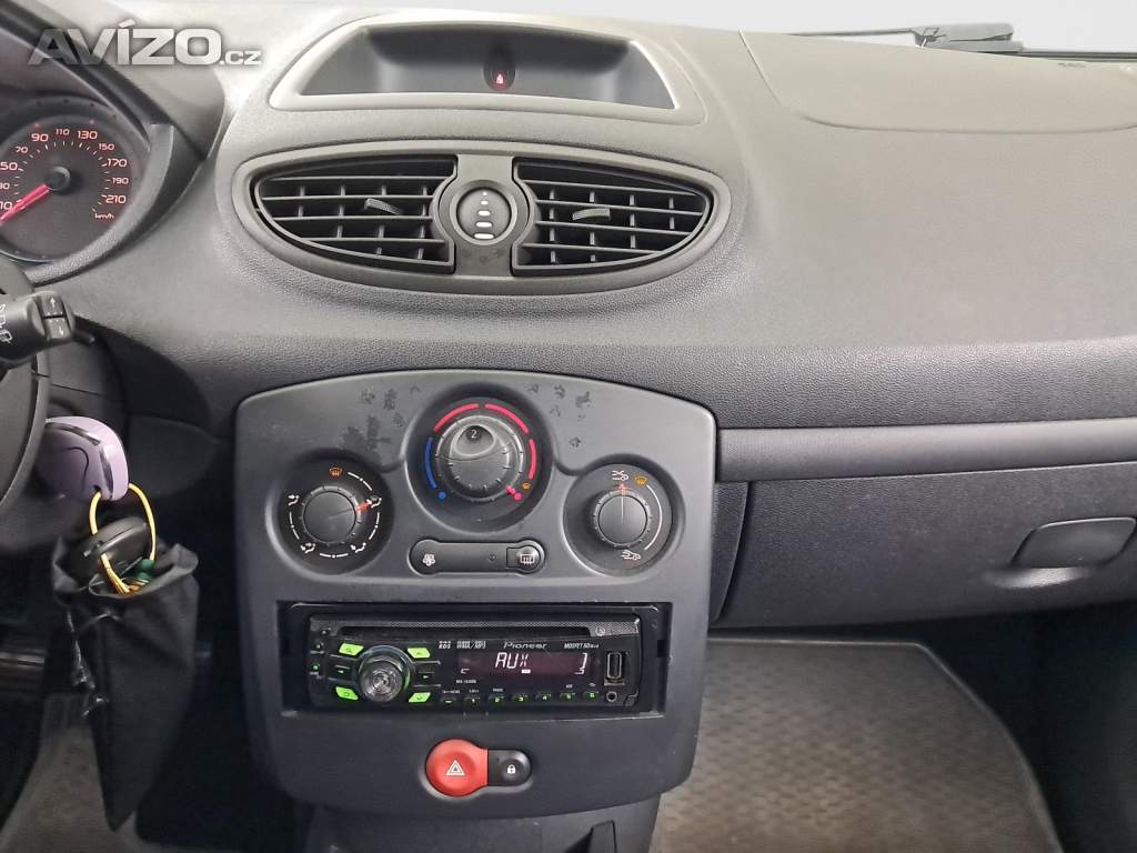 Foto inzerátu Renault Clio 1.2 16V
