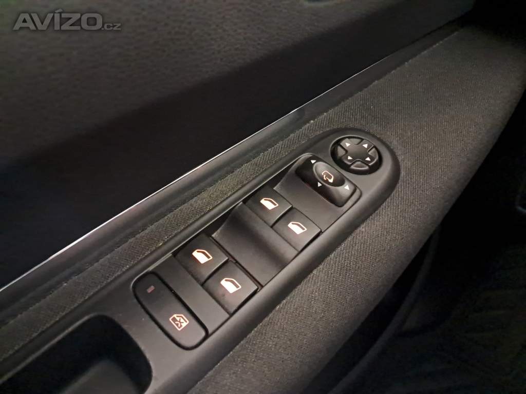 Foto inzerátu Peugeot 5008 2.0 BlueHDi