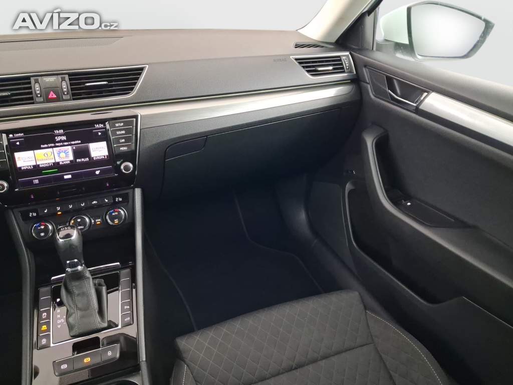 Foto inzerátu Skoda Superb 2.0 TDI