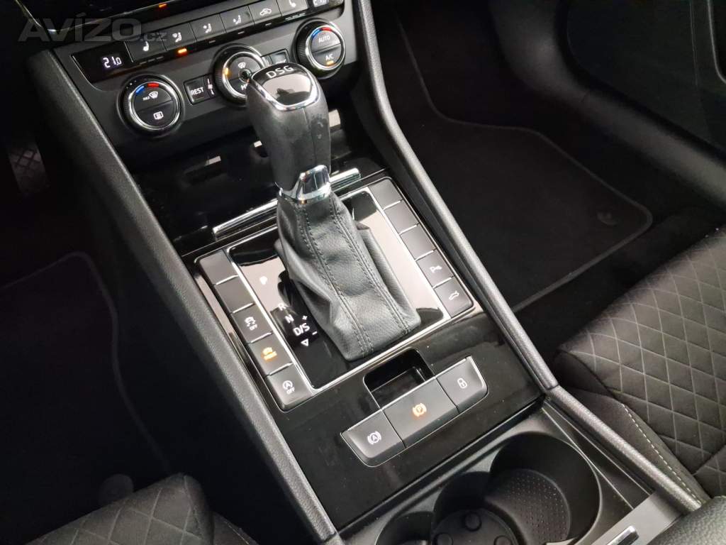 Foto inzerátu Skoda Superb 2.0 TDI