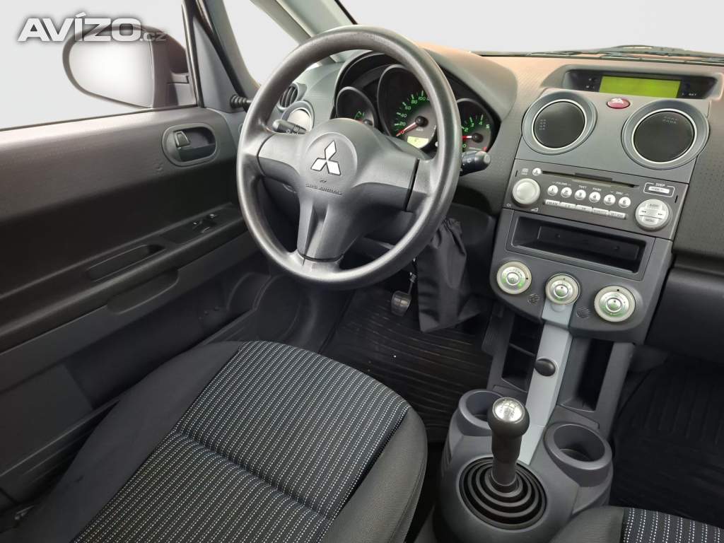 Foto inzerátu Mitsubishi Colt 1.1