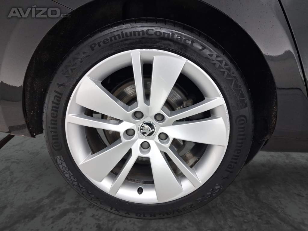 Foto inzerátu Skoda Superb 2.0 TSI