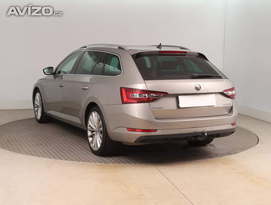 Foto inzerátu Skoda Superb 2.0 TDI