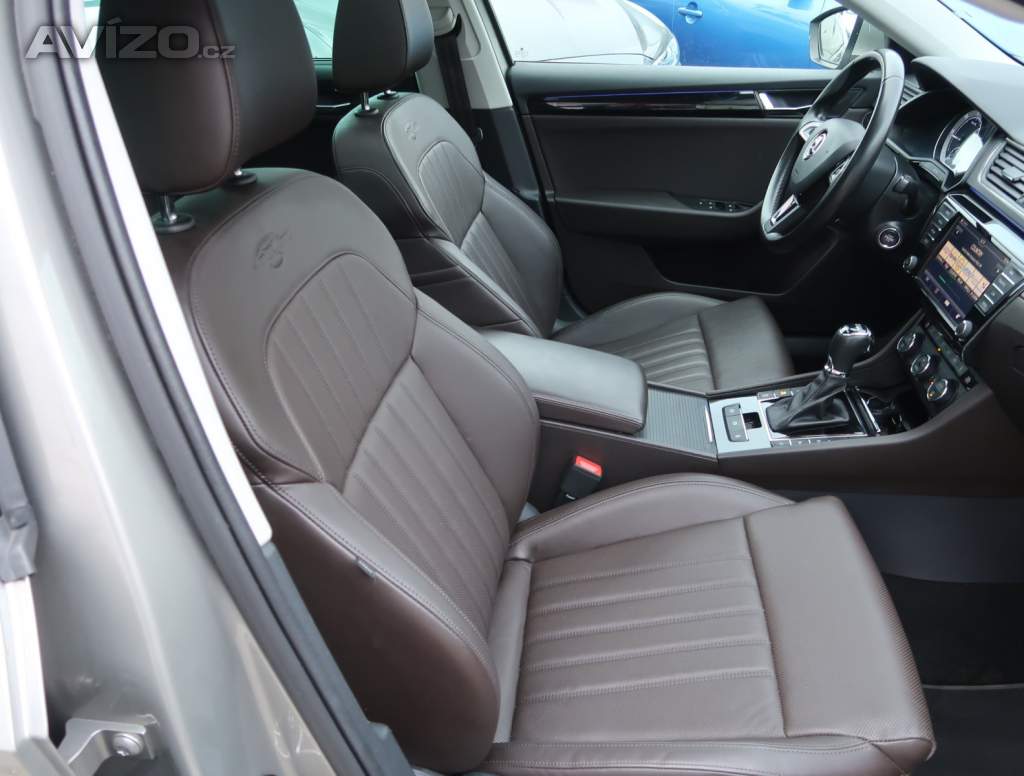 Foto inzerátu Skoda Superb 2.0 TDI