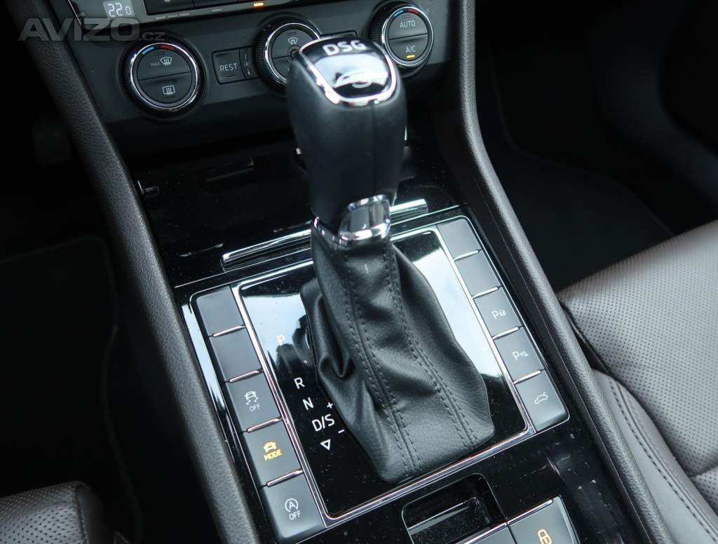 Foto inzerátu Skoda Superb 2.0 TDI