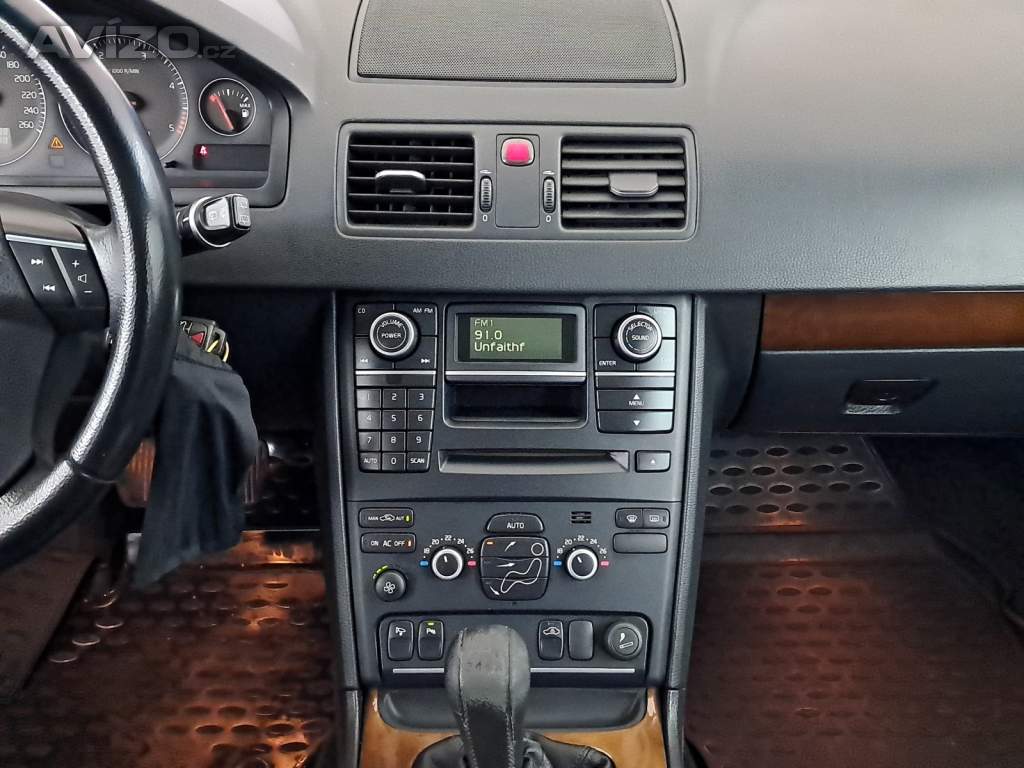 Foto inzerátu Volvo XC90 D5