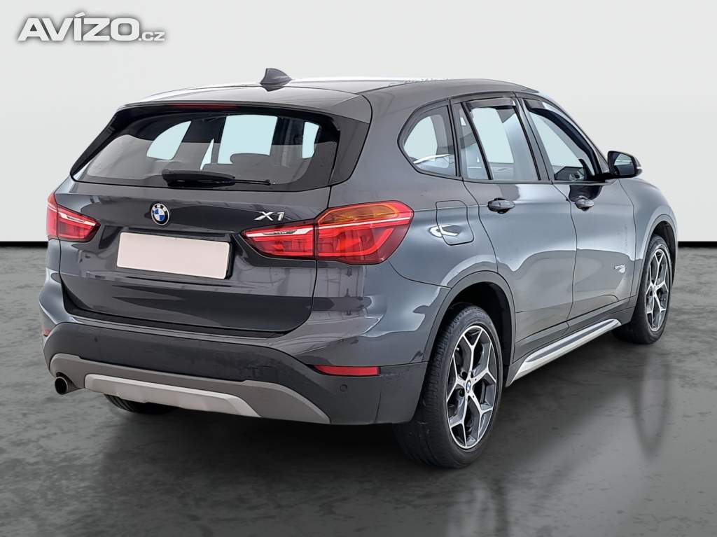 Foto inzerátu BMW X1 sDrive18d