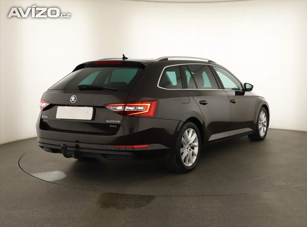 Foto inzerátu Skoda Superb 2.0 TDI