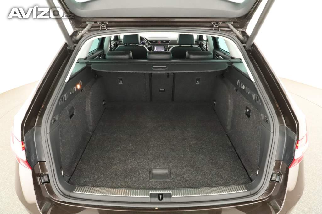 Foto inzerátu Skoda Superb 2.0 TDI