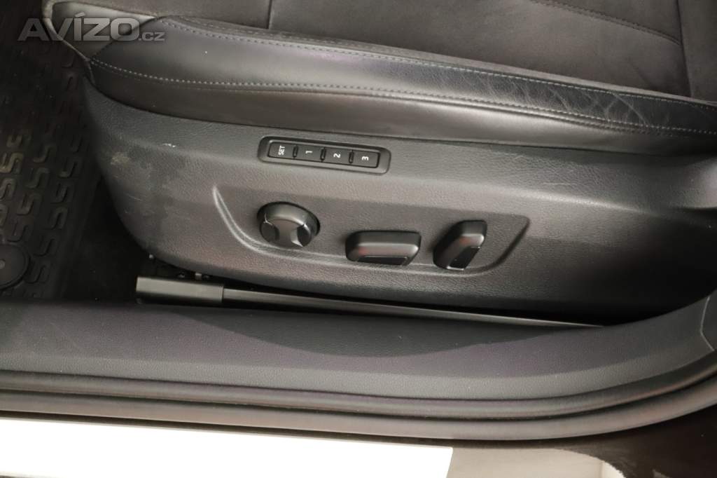Foto inzerátu Skoda Superb 2.0 TDI