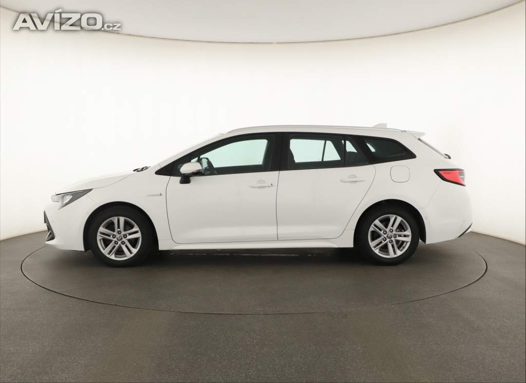 Foto inzerátu Toyota Corolla 1.8 Hybrid