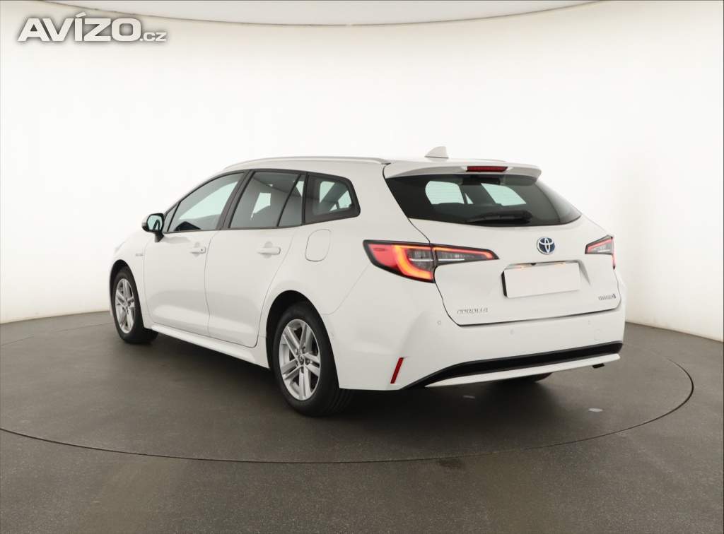 Foto inzerátu Toyota Corolla 1.8 Hybrid