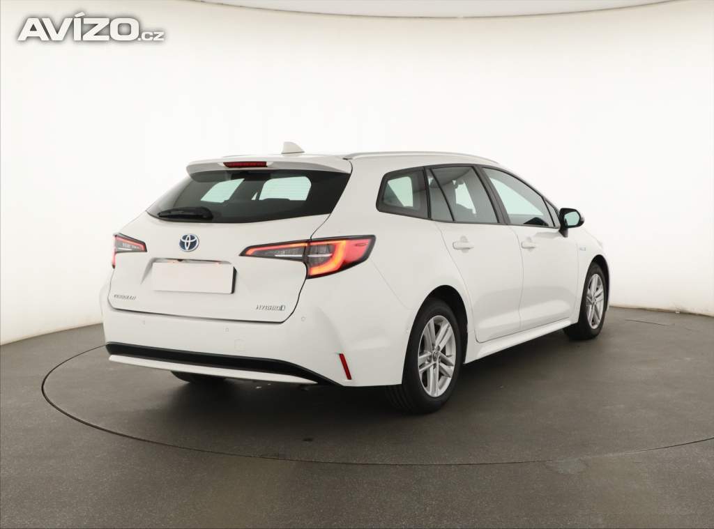 Foto inzerátu Toyota Corolla 1.8 Hybrid
