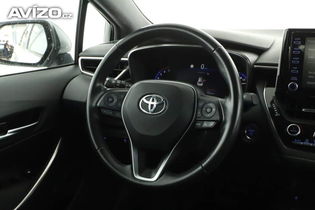 Foto inzerátu Toyota Corolla 1.8 Hybrid