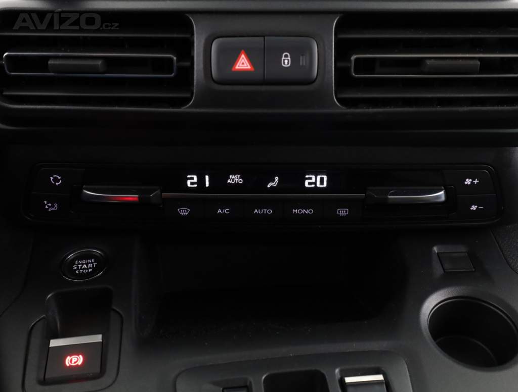 Foto inzerátu Citroen e-Berlingo 50 kWh
