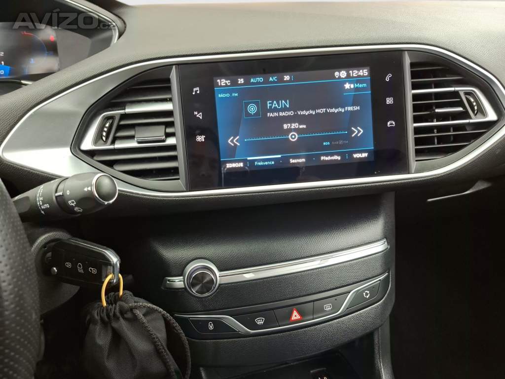 Foto inzerátu Peugeot 308 1.5 BlueHDi