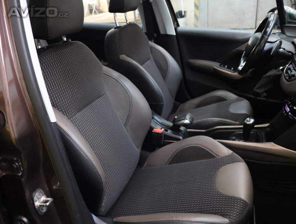 Foto inzerátu Peugeot 2008 1.6 e-HDi