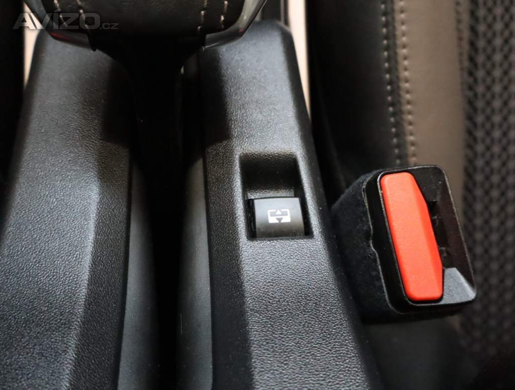 Foto inzerátu Peugeot 2008 1.6 e-HDi