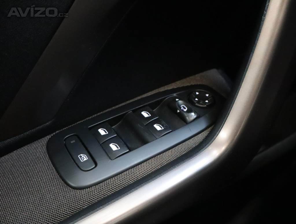 Foto inzerátu Peugeot 2008 1.6 e-HDi