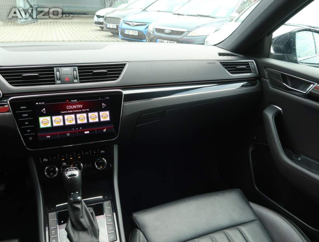 Foto inzerátu Skoda Superb 2.0 TSI