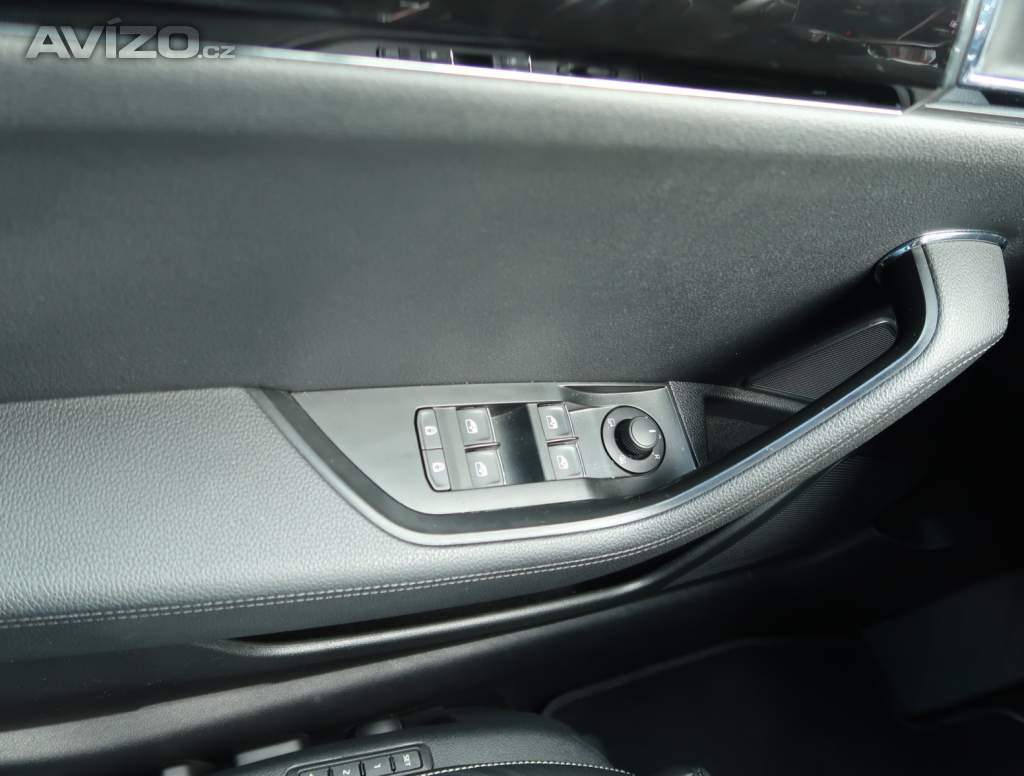 Foto inzerátu Skoda Superb 2.0 TSI