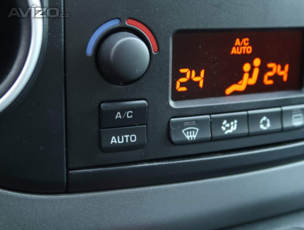 Foto inzerátu Citroen Berlingo 1.6 BlueHDi
