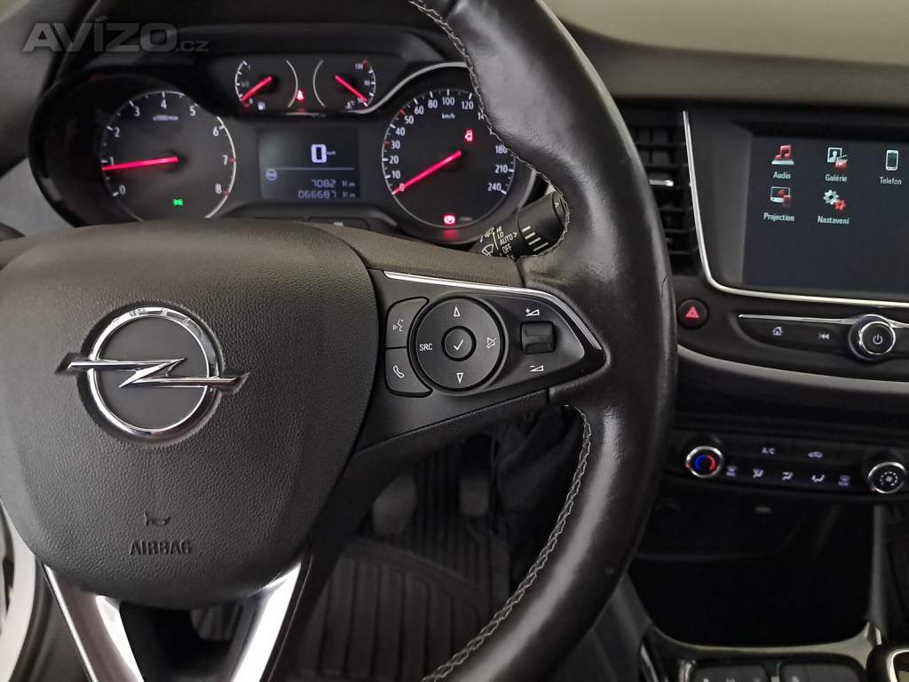Foto inzerátu Opel Crossland 1.2 Turbo