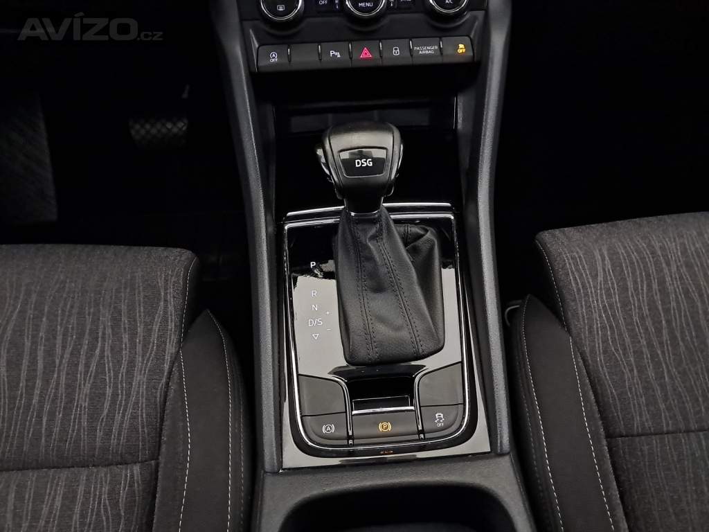 Foto inzerátu Skoda Karoq 1.6 TDI