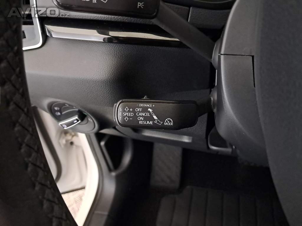 Foto inzerátu Skoda Karoq 1.6 TDI