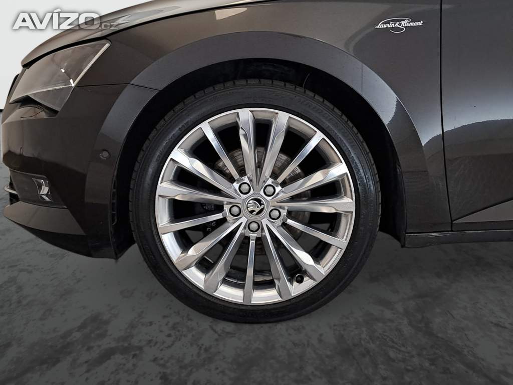 Foto inzerátu Skoda Superb 2.0 TDI 4x4