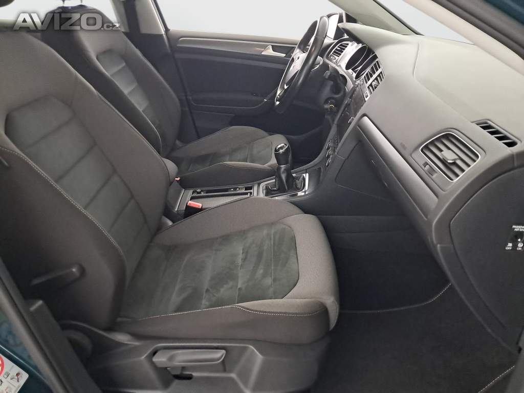 Foto inzerátu VW Golf 1.0 TSI