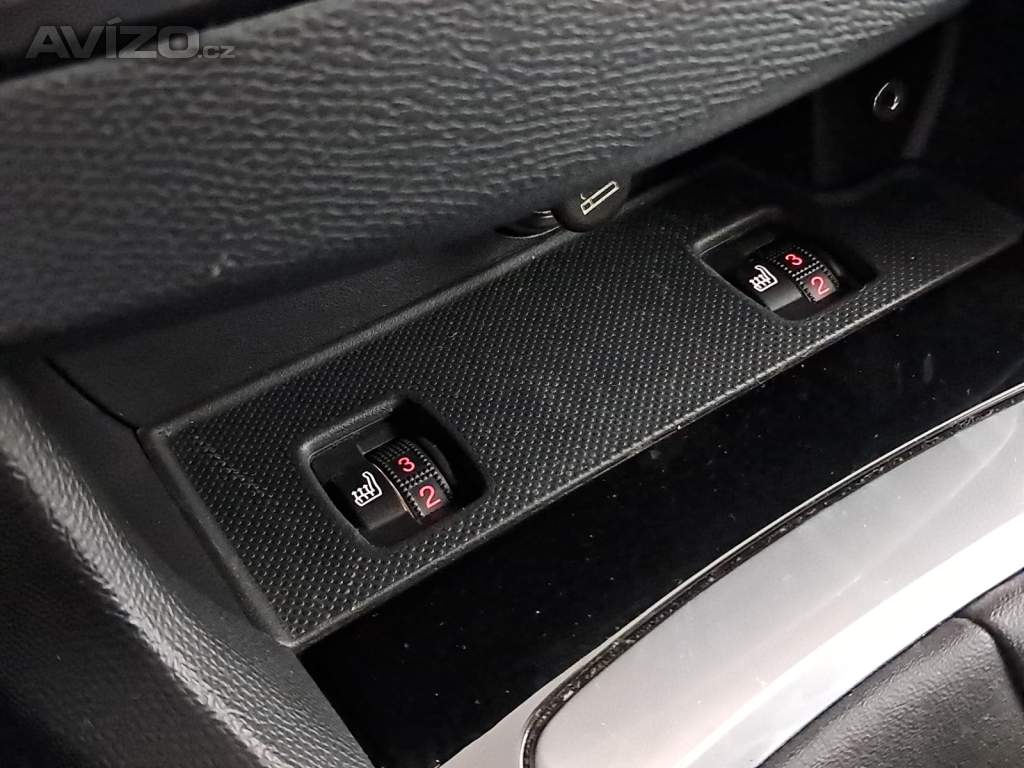Foto inzerátu Peugeot 308 1.2 PureTech